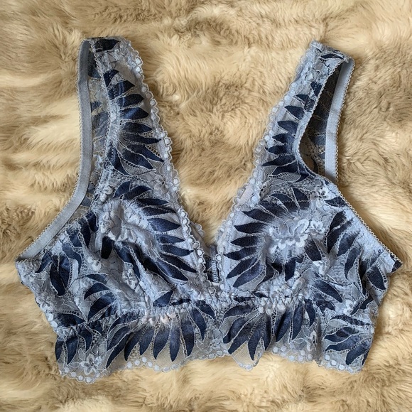 American Eagle Outfitters Other - Aerie lace trimmed blue floral bralette